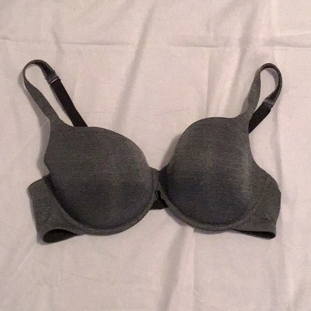 🙂2 for $15🙂 Voglio gray t-shirt bra